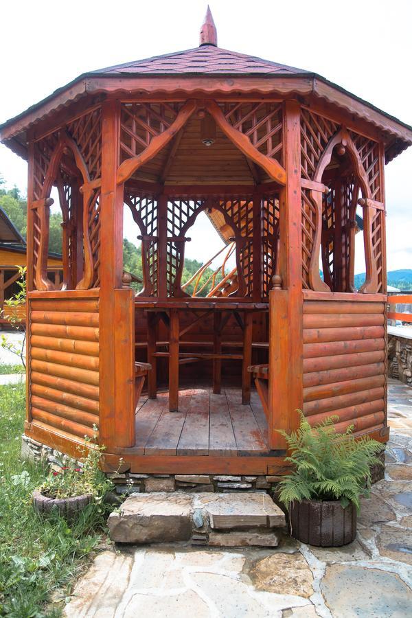 Kabanova Gora Guest House Bukovel Exterior photo